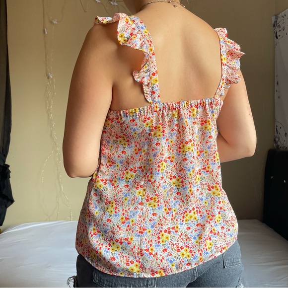 Ditsy Ruffle Strap Top - Picture 4 of 8